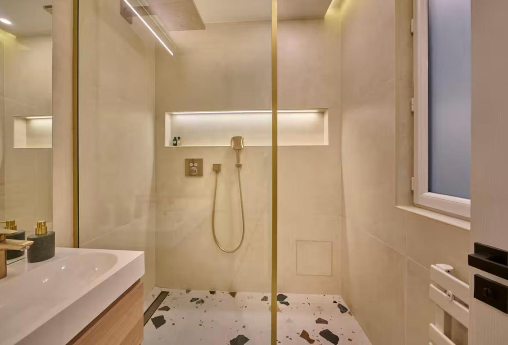 Beach - Kitchen - Wifi - Air Conditioning - Center - Tram Ница Екстериор снимка